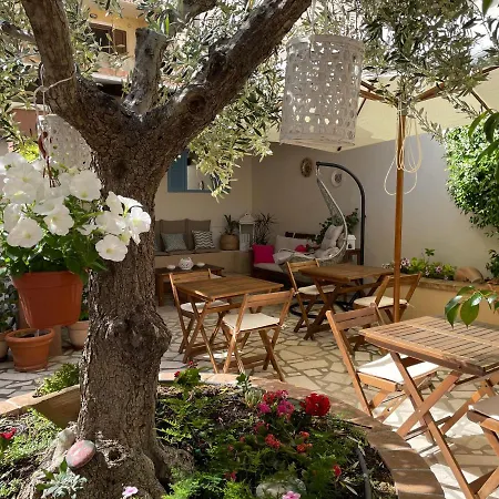 Il Patio Alojamento de Acomodação e Pequeno-almoço Villasimius